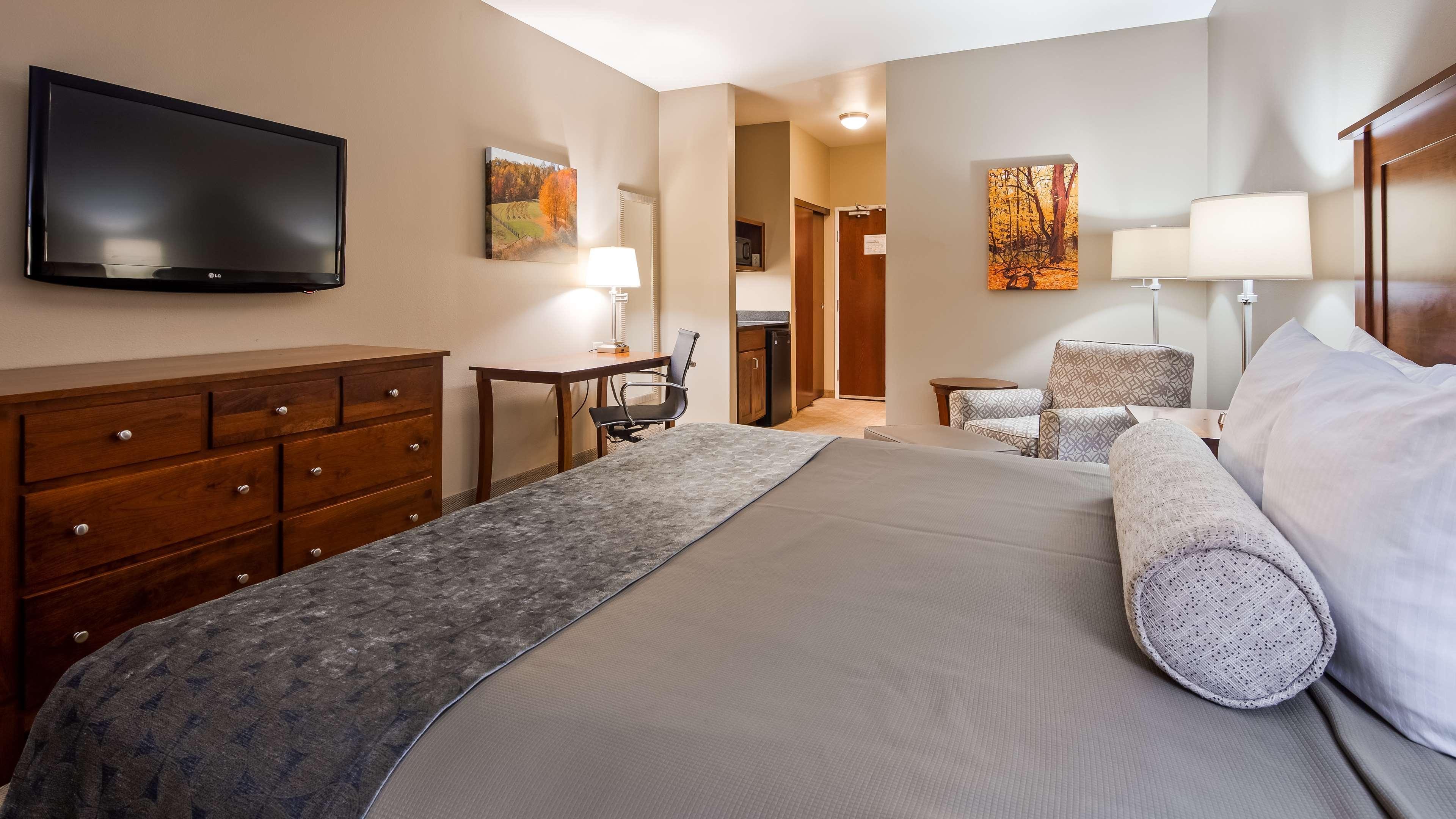 Arcola Best Western Plus Green Mill Village Hotel & Suites מראה חיצוני תמונה