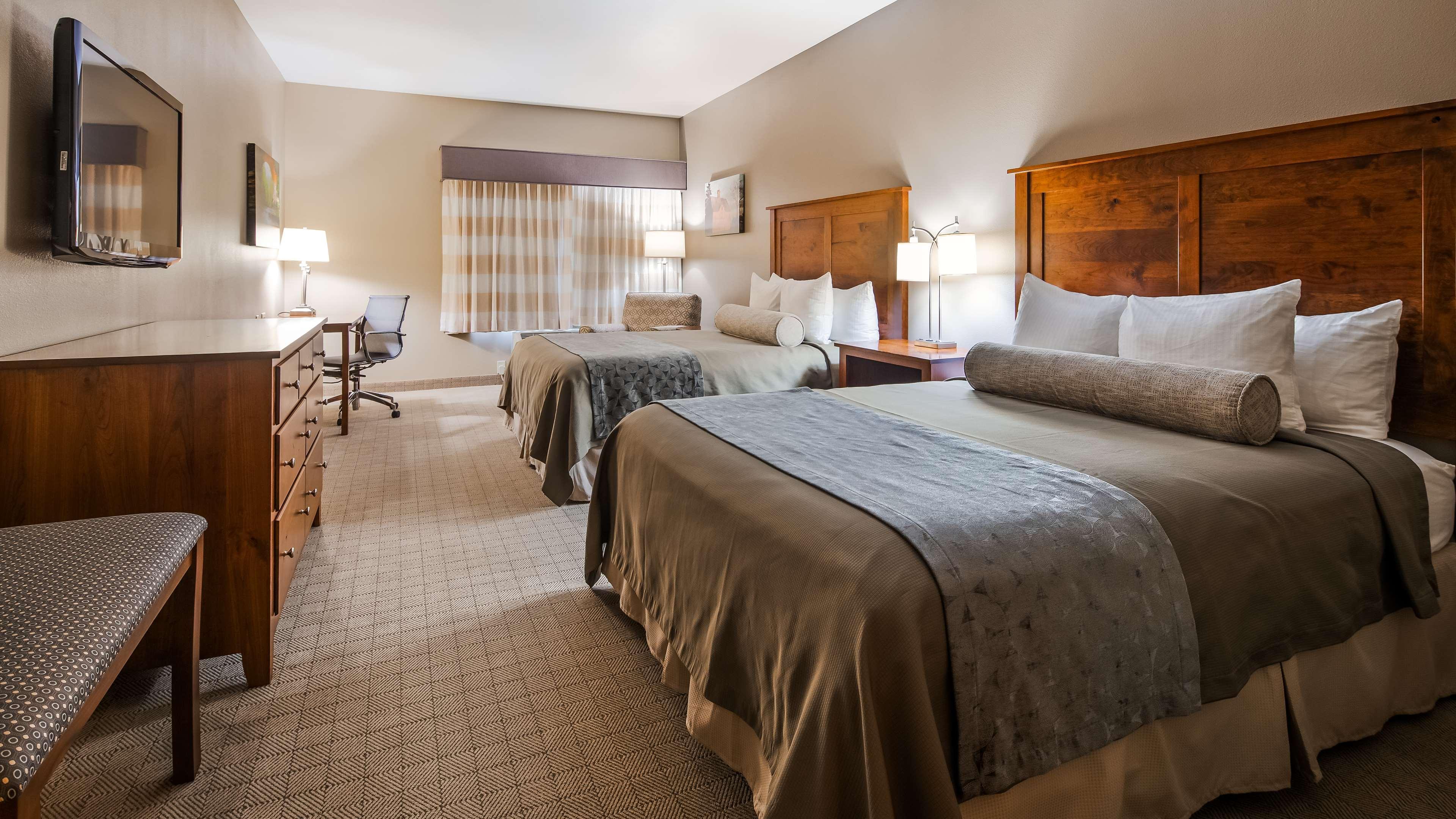 Arcola Best Western Plus Green Mill Village Hotel & Suites מראה חיצוני תמונה