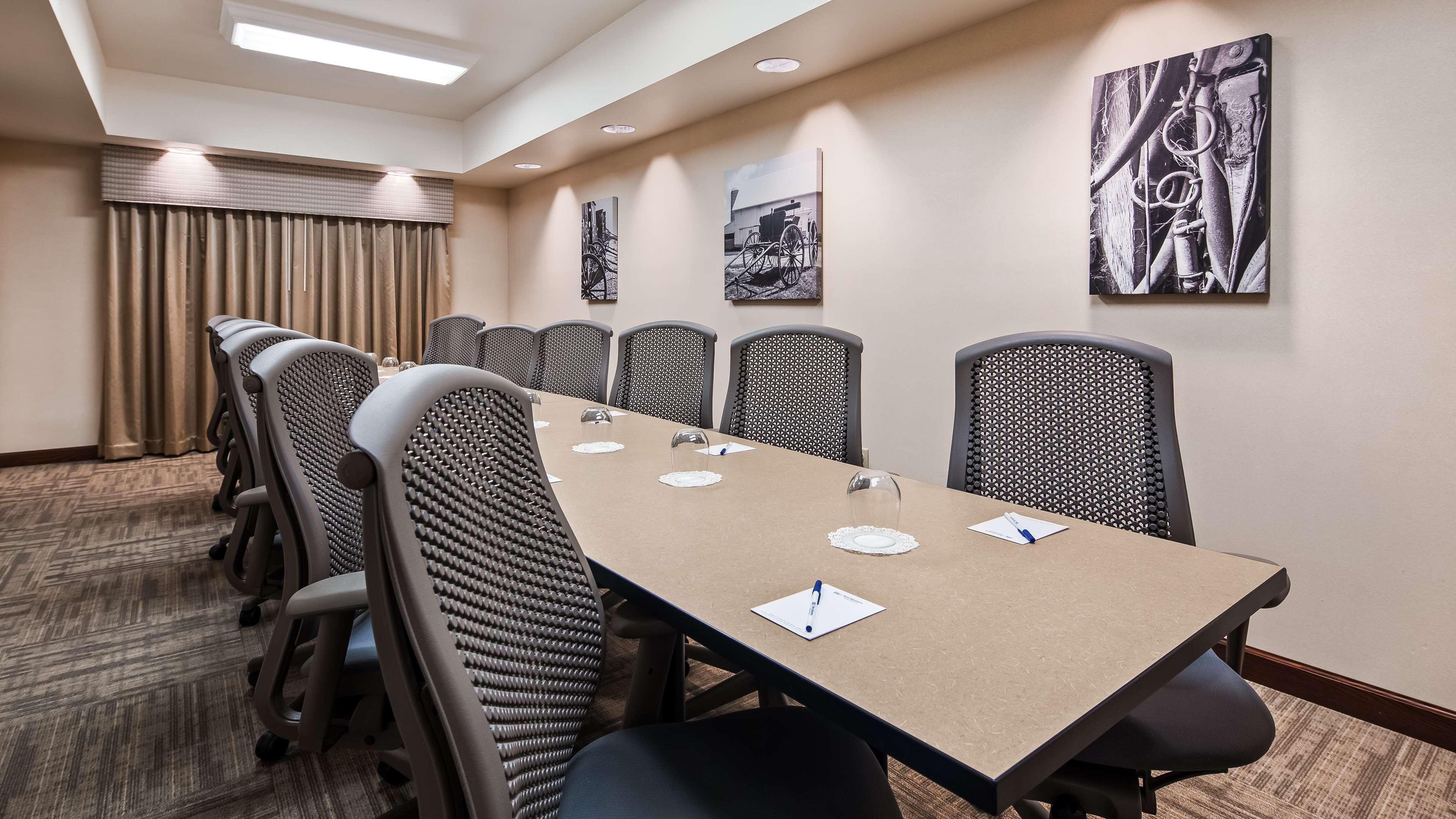 Arcola Best Western Plus Green Mill Village Hotel & Suites מראה חיצוני תמונה