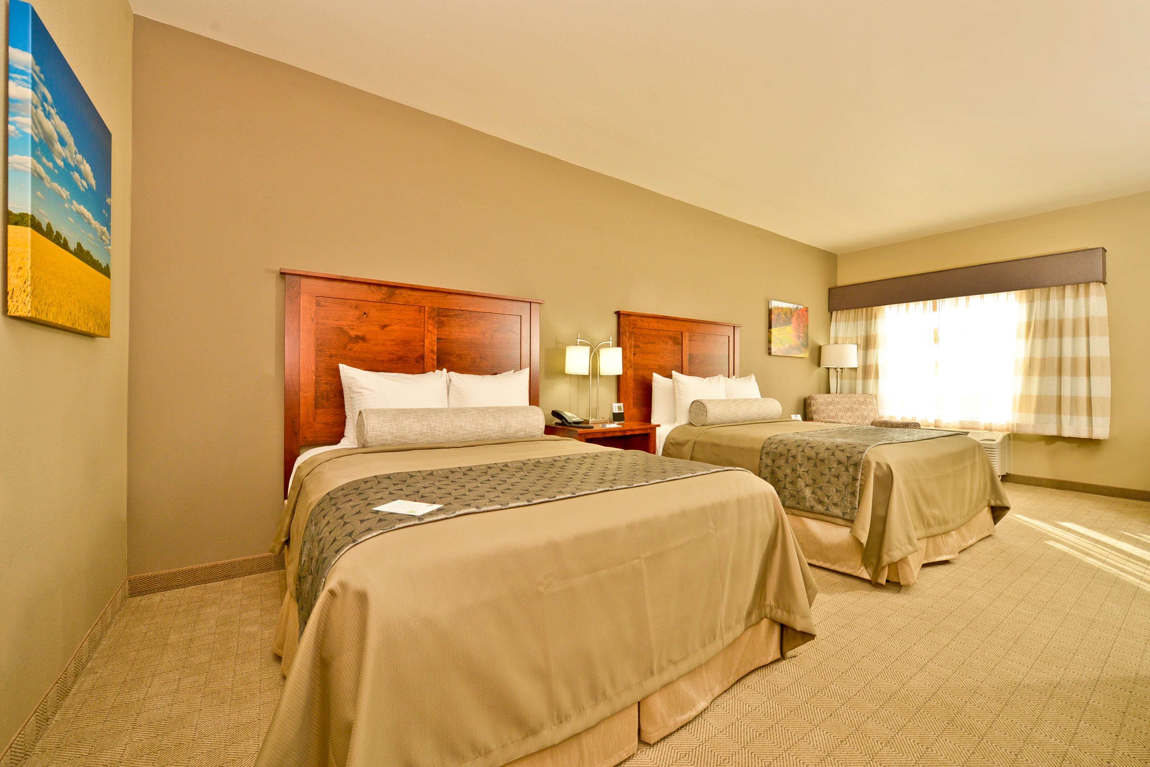 Arcola Best Western Plus Green Mill Village Hotel & Suites מראה חיצוני תמונה
