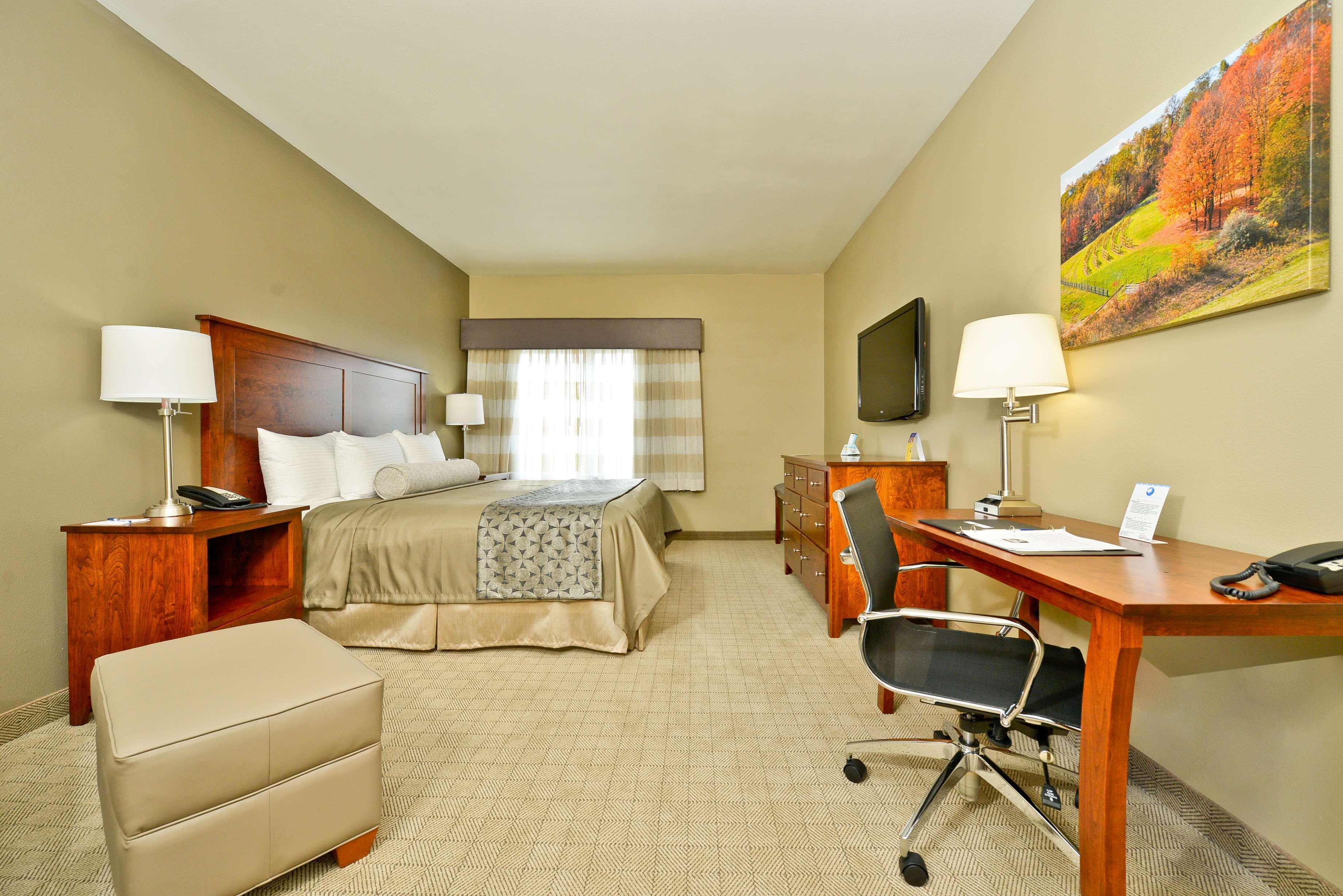 Arcola Best Western Plus Green Mill Village Hotel & Suites מראה חיצוני תמונה